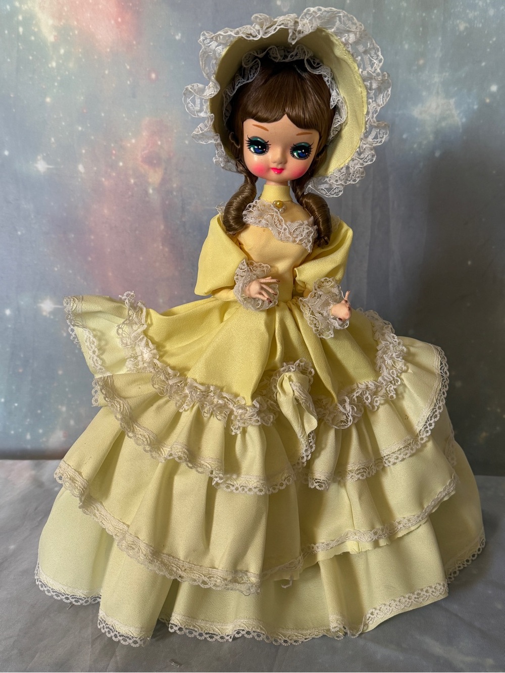 Yellow Lace-Trim Girls' Formal Dress with Bonnet